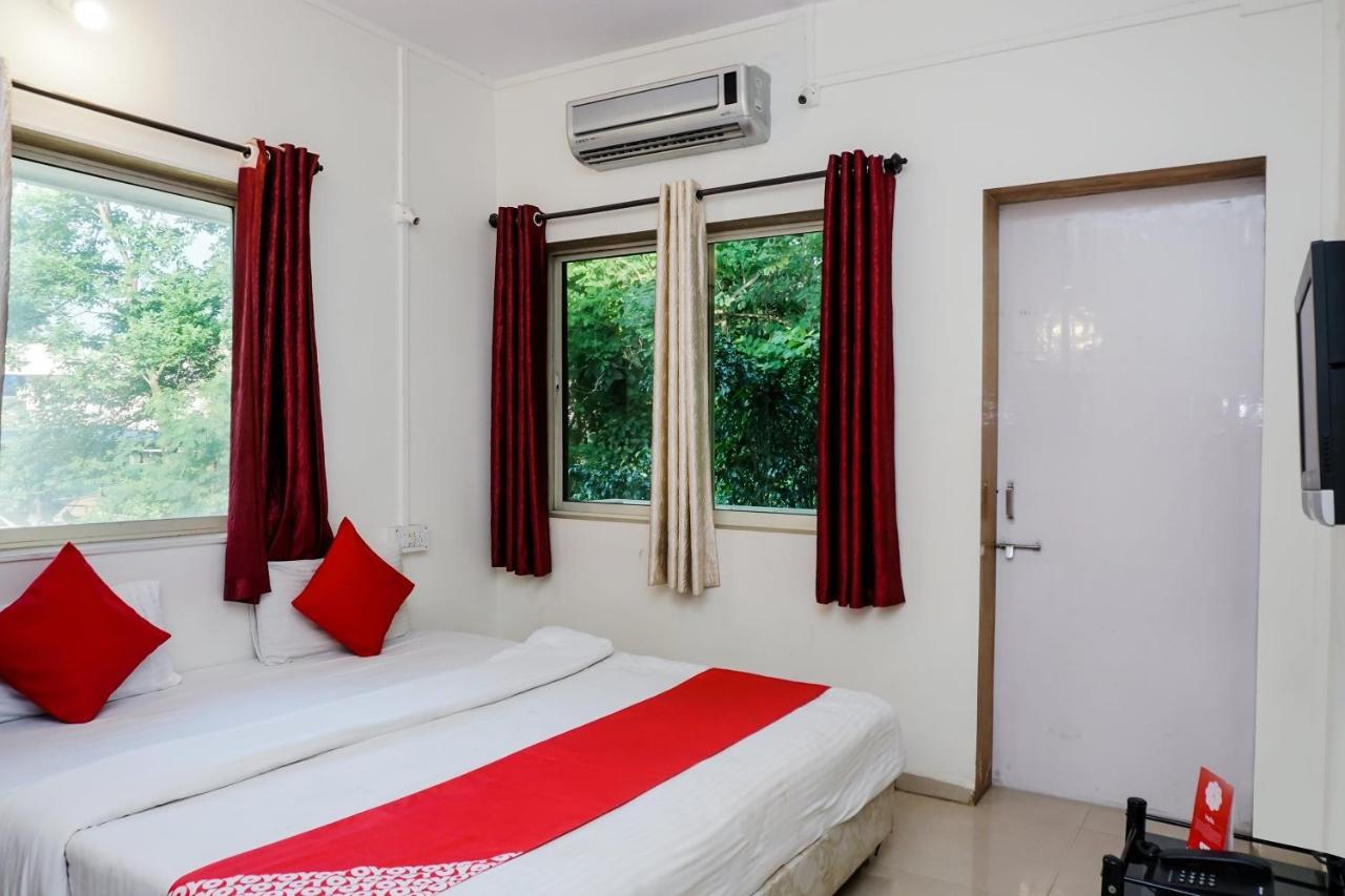 Dreams Holiday Resort Lonavala Exterior foto
